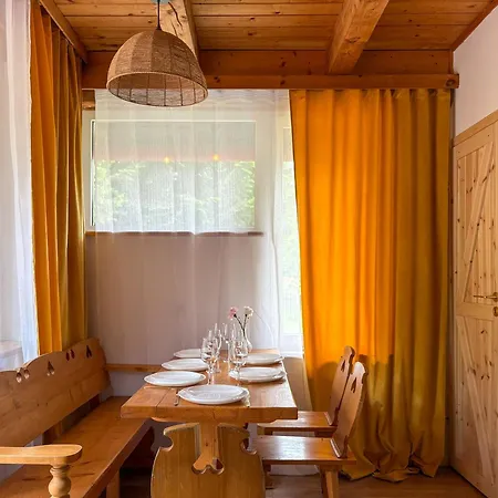 Bialy - Z Sauna, Balia I Basenem * Мендзыбродзе-Живецке